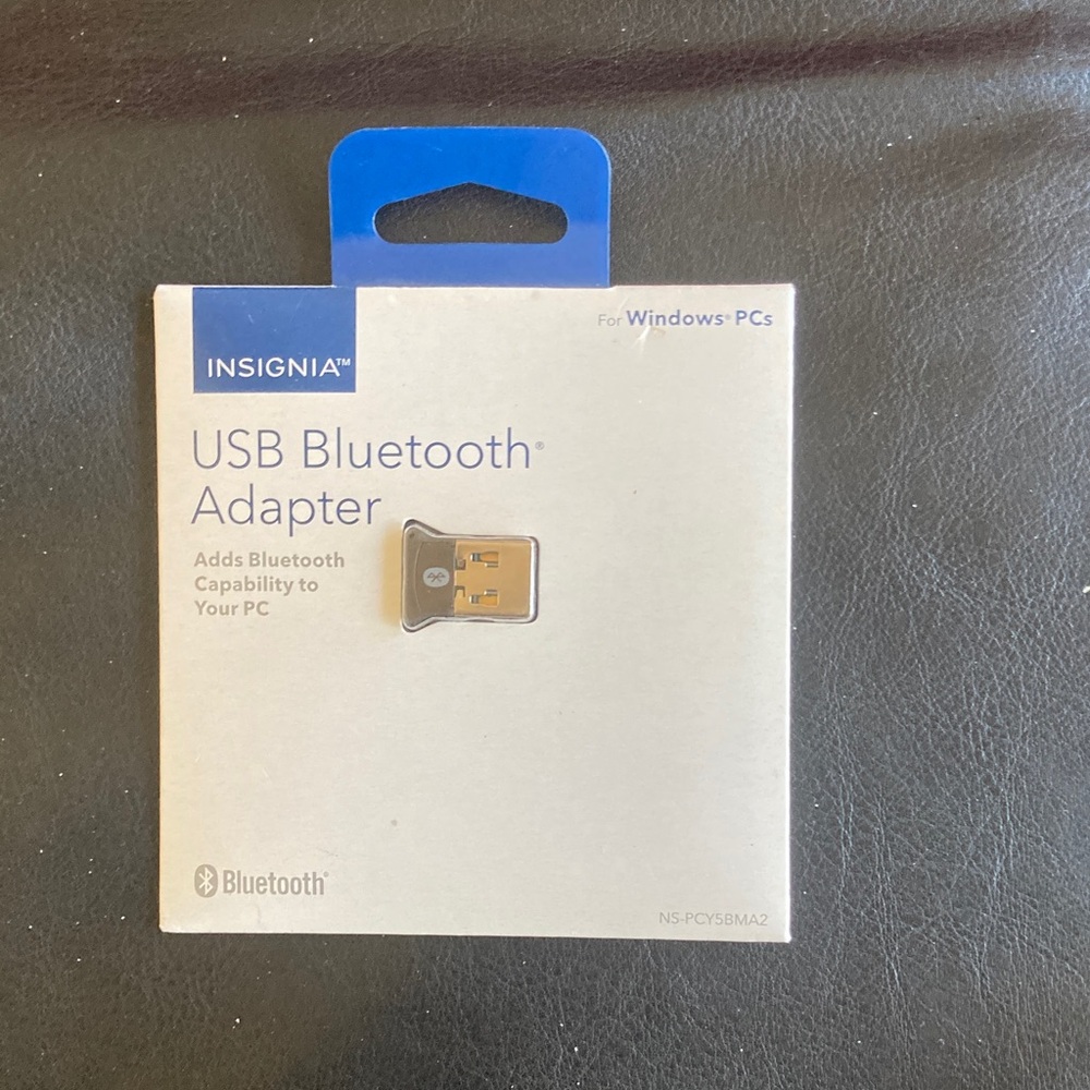 Insignia USB Bluetooth Adapter - Black and Gold